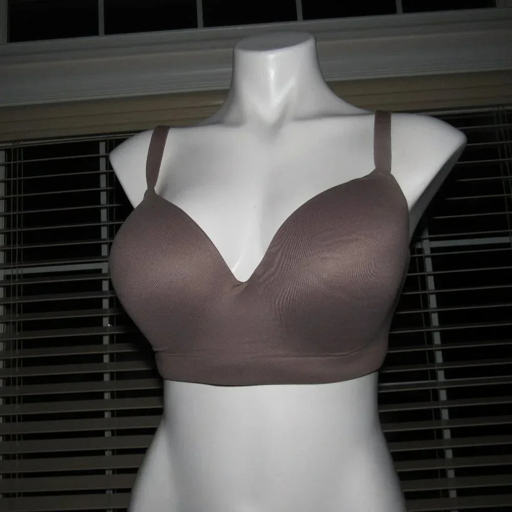 SOMA Enbliss Wireless Tan Bra Size 40D